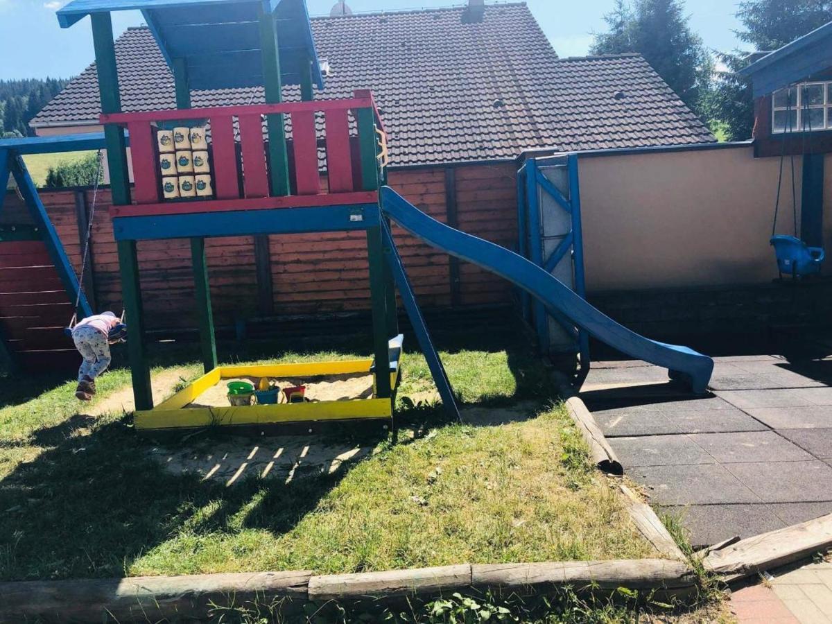Penzion Kamenec Zakamenne Exterior foto
